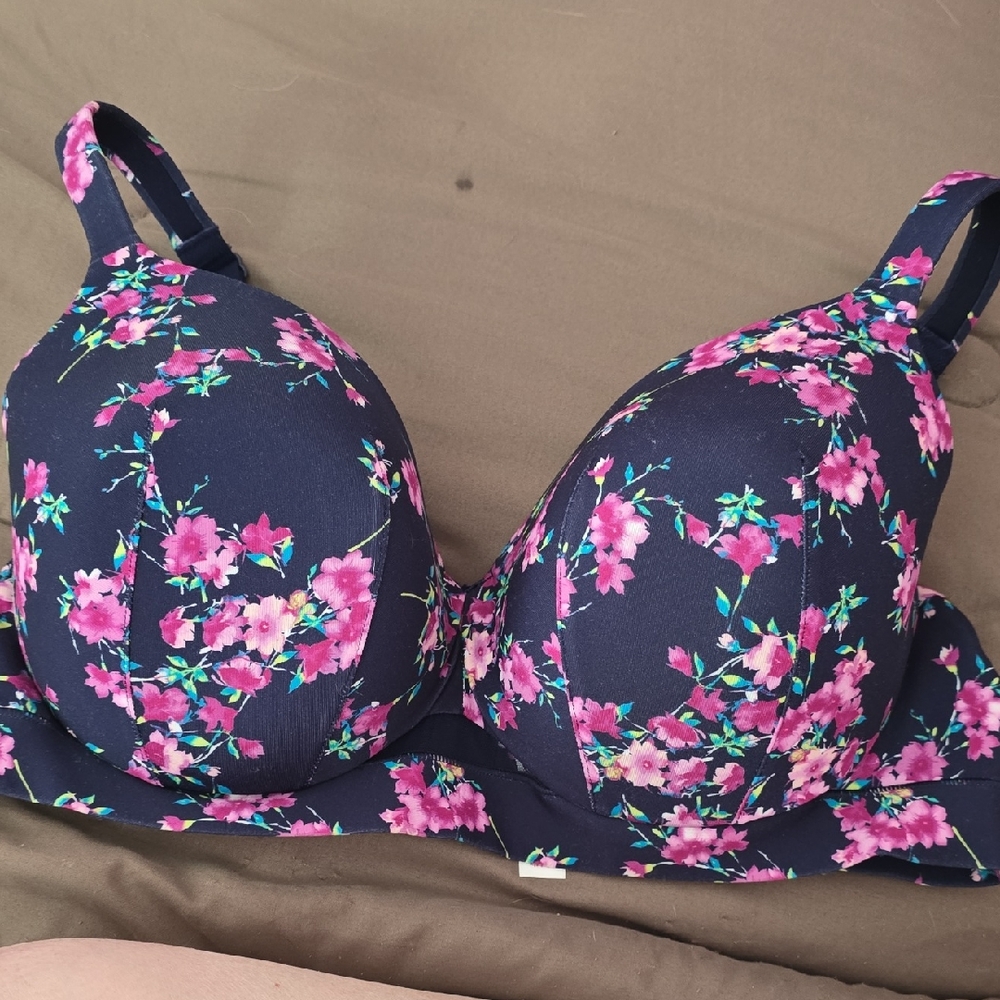 Cacique‎ Navy and Pink Floral Bra